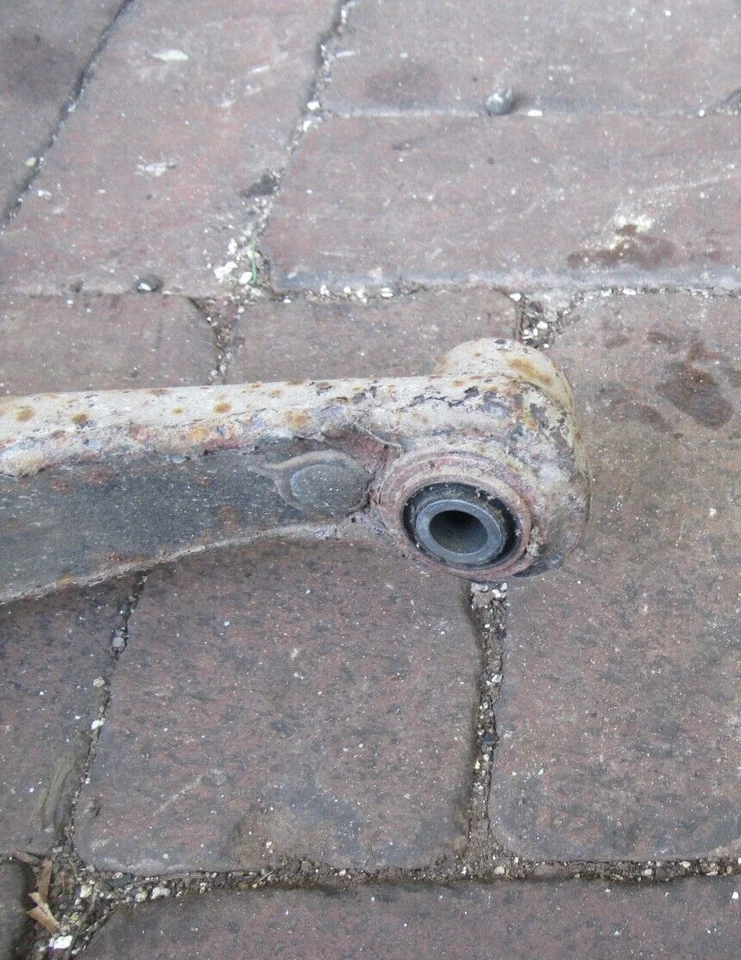 BENTLEY BROOKLANDS 1996 BRACCIO POSTERIORE SINISTRO - Immagine 2 di 4