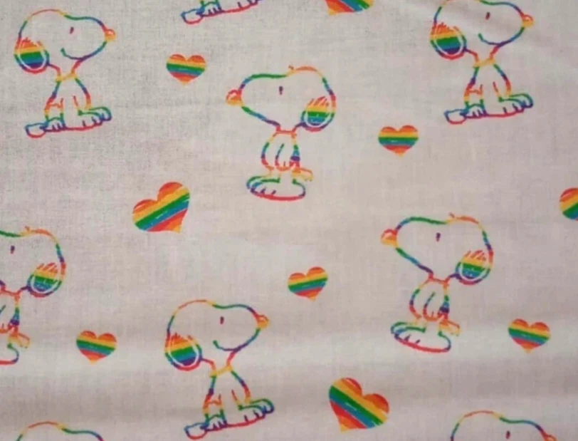 Ткань Snoopy Rainbow Heart Kids веселая 12 на 10 дюймов - Изображение 2 из 2