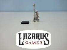 Highland Miniatures: Damsel of the Lady on Foot (unpainted) 