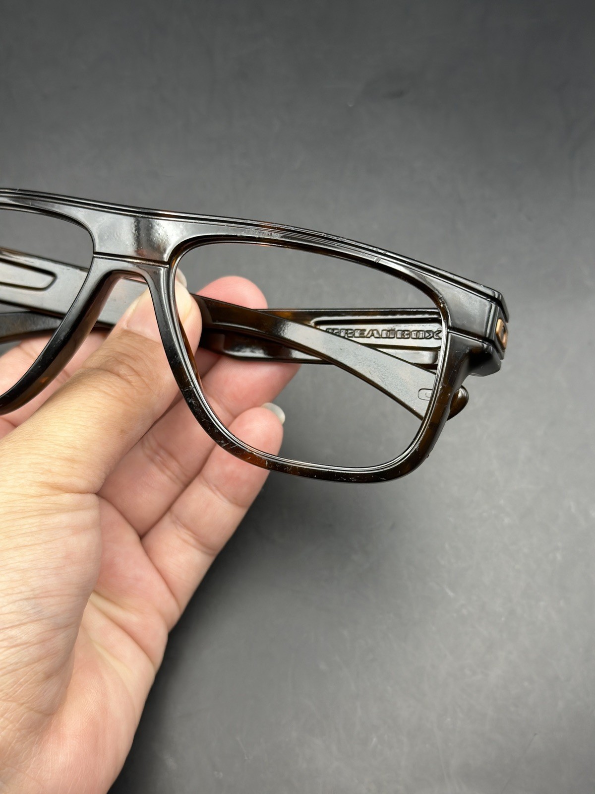 Oakley Breadbox Tortoise Frame - image 12