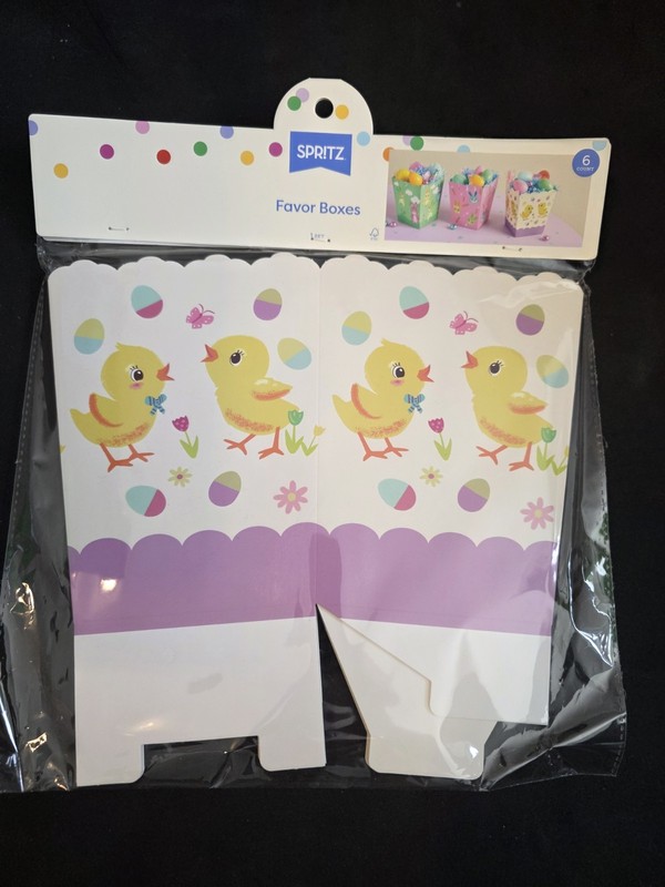 Spritz Favor Boxes Easter 6 Count