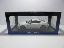 Auto Art 1/18 Toyota 86 GT Limited Satin White Pearl Model Car