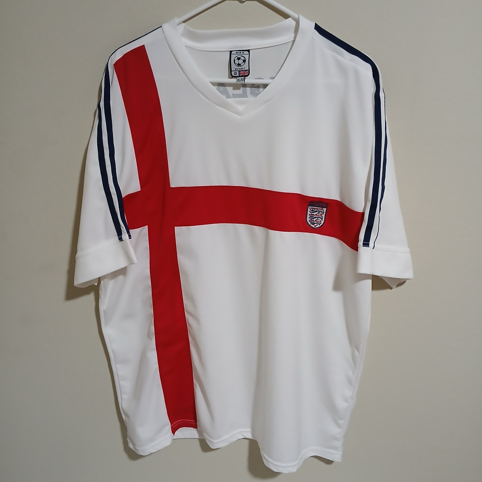 England Home football shirt.  Size 2XL. New.