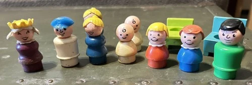 Vintage Fisher Price LITTLE PEOPLE Lot Of 11 Figures Wooden Bodies