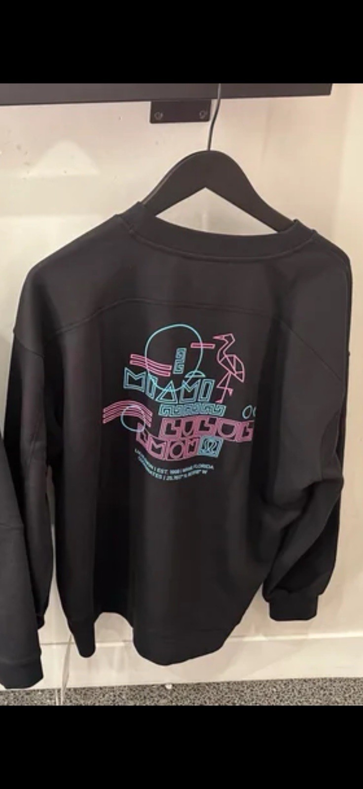 Lululemon Miami Flamingos 🦩 Perfectly Oversized Crew NWT Size 6 Black Flamingo
