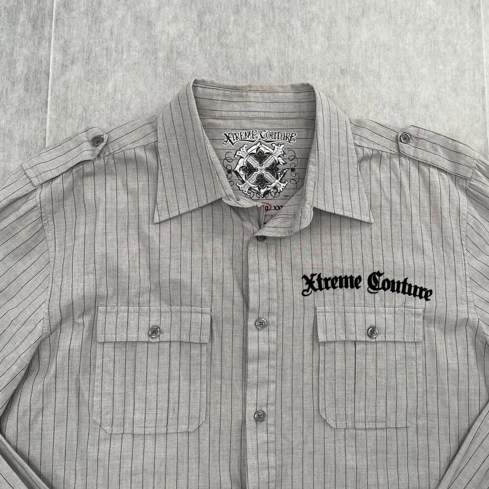 Camisa Xtreme Couture Adulto XL Gris Rayas Cruz Alas de Ángel MMA Abotonada Para Hombres Foto 4 de 4