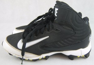 nike velcro football cleats