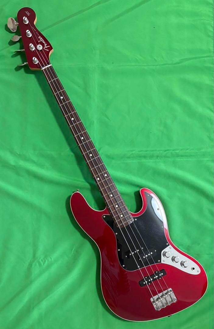 石倉　Fender japan Aerodyne jazz bass 2008 Fender Japan Aerodyne Jazz Bass (White) – Cool Old Guitars