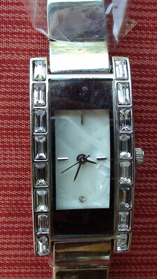 Yves Rocher LBVYR edle Damen Quartz Uhr Metall Armband NEU getestet  Vintage