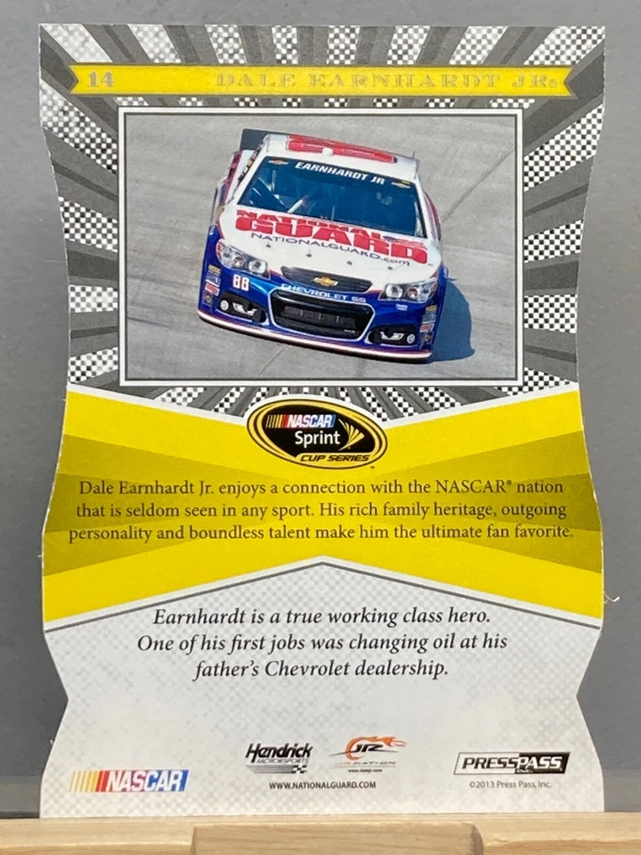 2013 Press Pass Fanfare Red Foil Die Cuts #14 Dale Earnhardt Jr. 0765 - Image 2 of 2