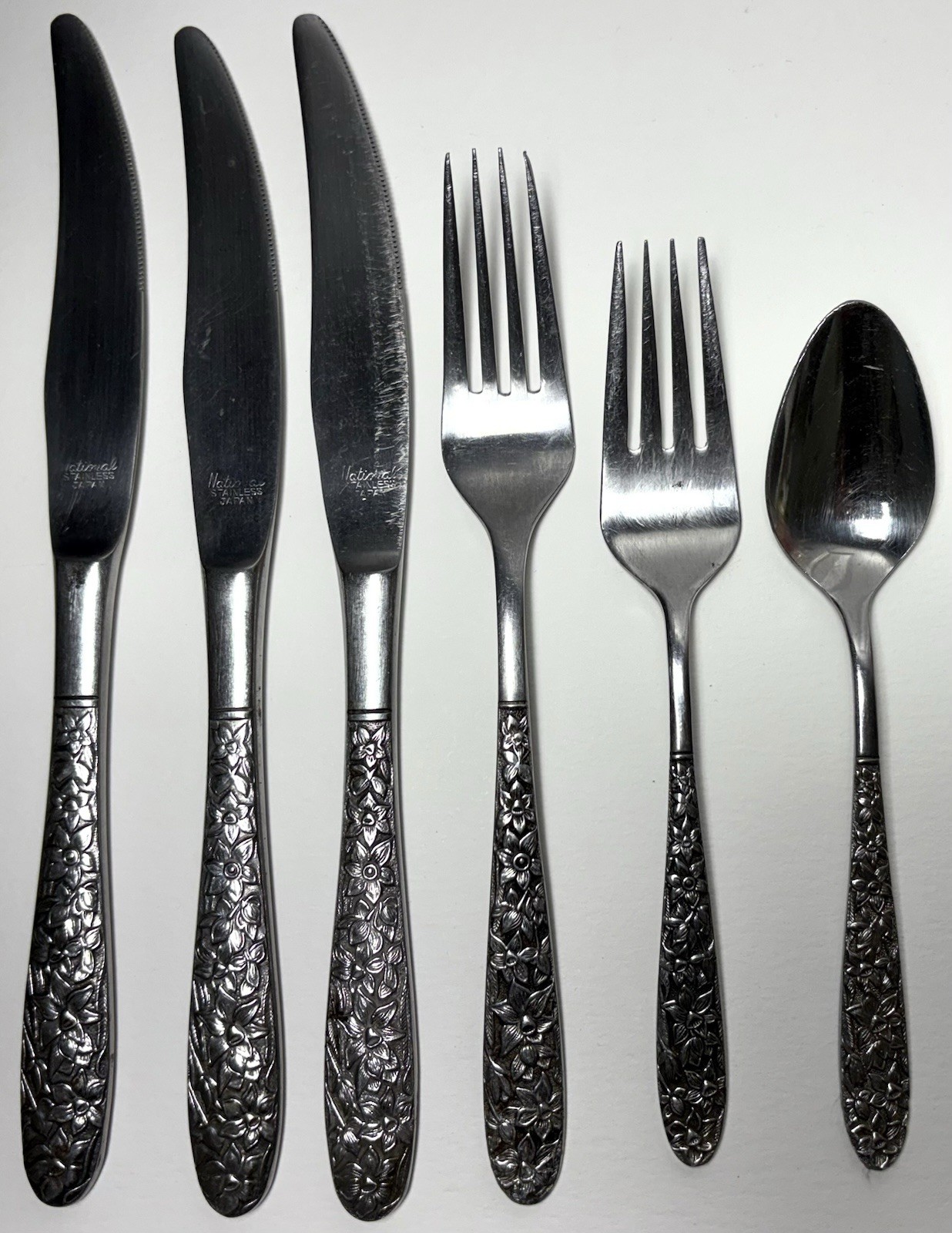 National Stainless NARCISSUS Flatware Floral Japan Lot of 6: Knives Forks Spoon