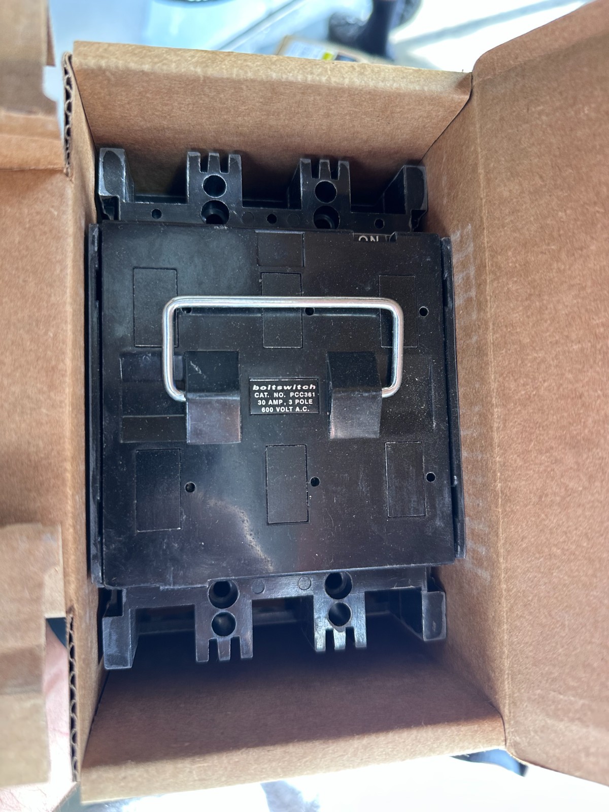 PCC361 BOLTSWITCH 30AMP 3 POLE