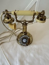 Vintage rzadki 1966 telefon mosiądz i bakerlite obrotowa tarcza regencja wyprodukowana w Japonii