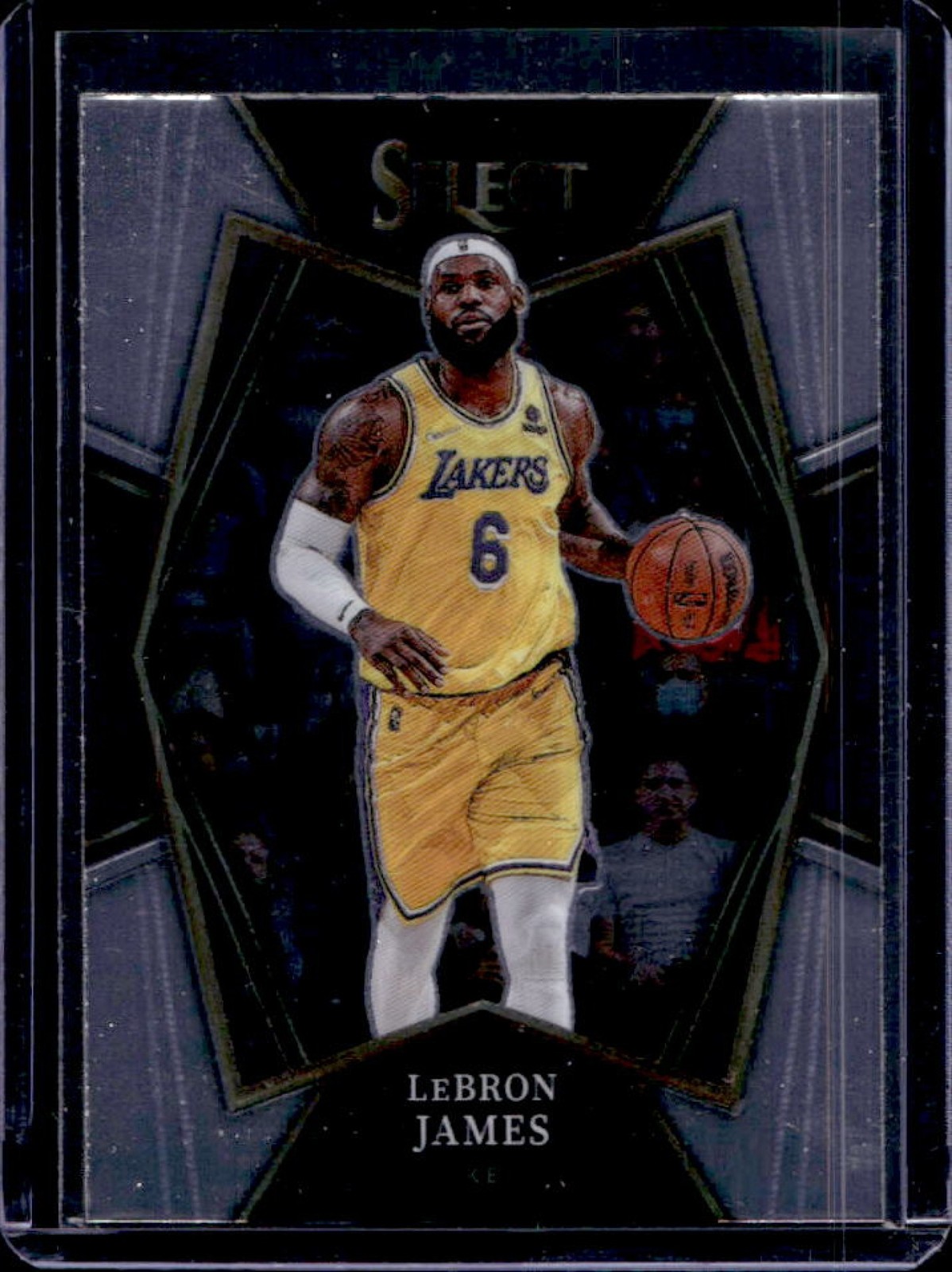 2021-22 Select LeBron James Premier #195 Lakers