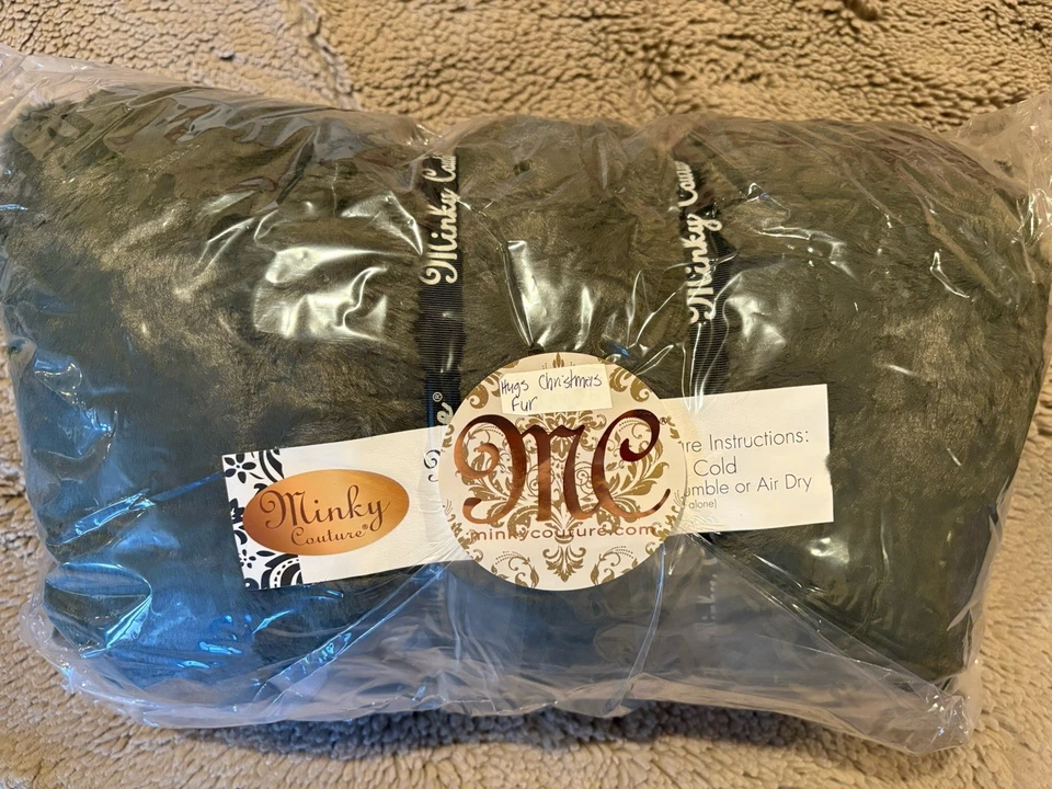 NUEVA Manta Minky Couture Abrazos Suaves Navidad Piel Verde Adulto Talla 50”x60” Foto 2 de 4