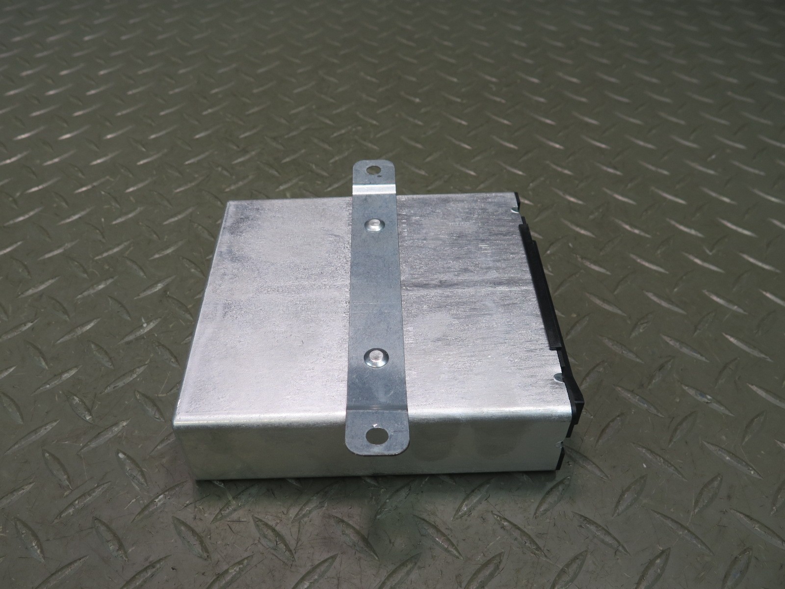 2008-2012 MASERATI GRANTURISMO M145 SUSPENSION CONTROL MODULE 230290
