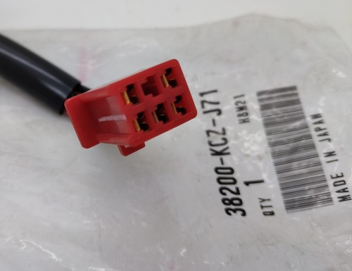 Honda XR250 Fuse Box Assy 38200-KCZ-J71. Genuine.Nos - Picture 4 of 4