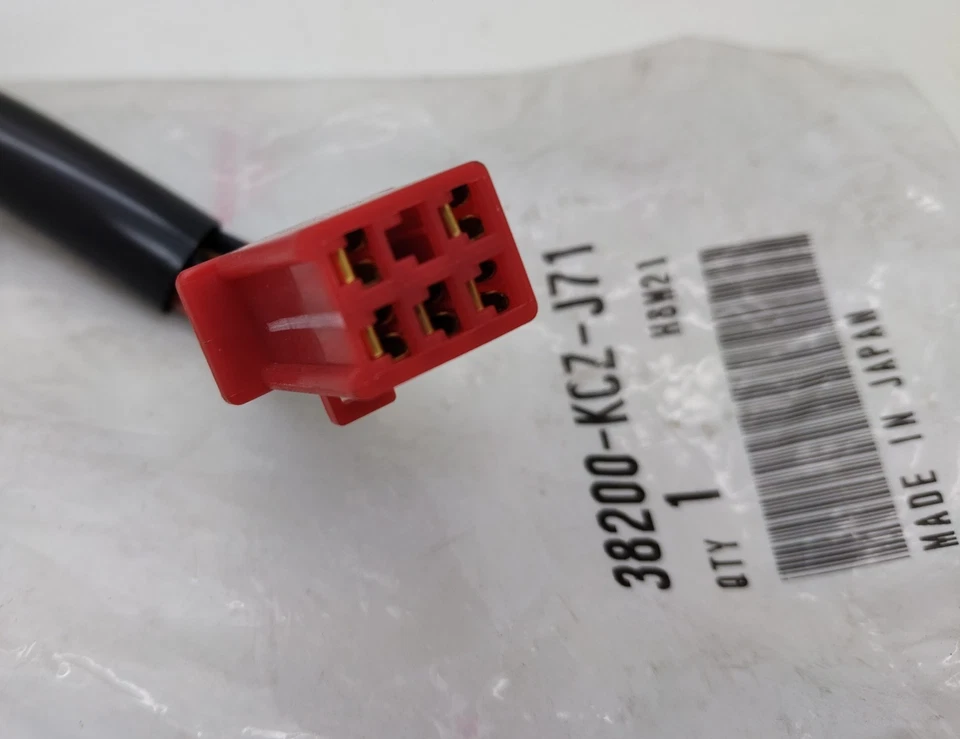 Honda XR250 Fuse Box Assy 38200-KCZ-J71. Genuine.Nos - Image 4 of 4