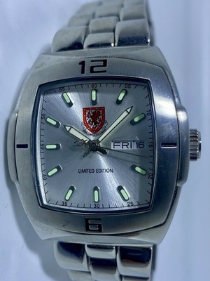 Wales Welsh FA Uhr Limited Edition Of One All Stainless Steel Barrel Shape