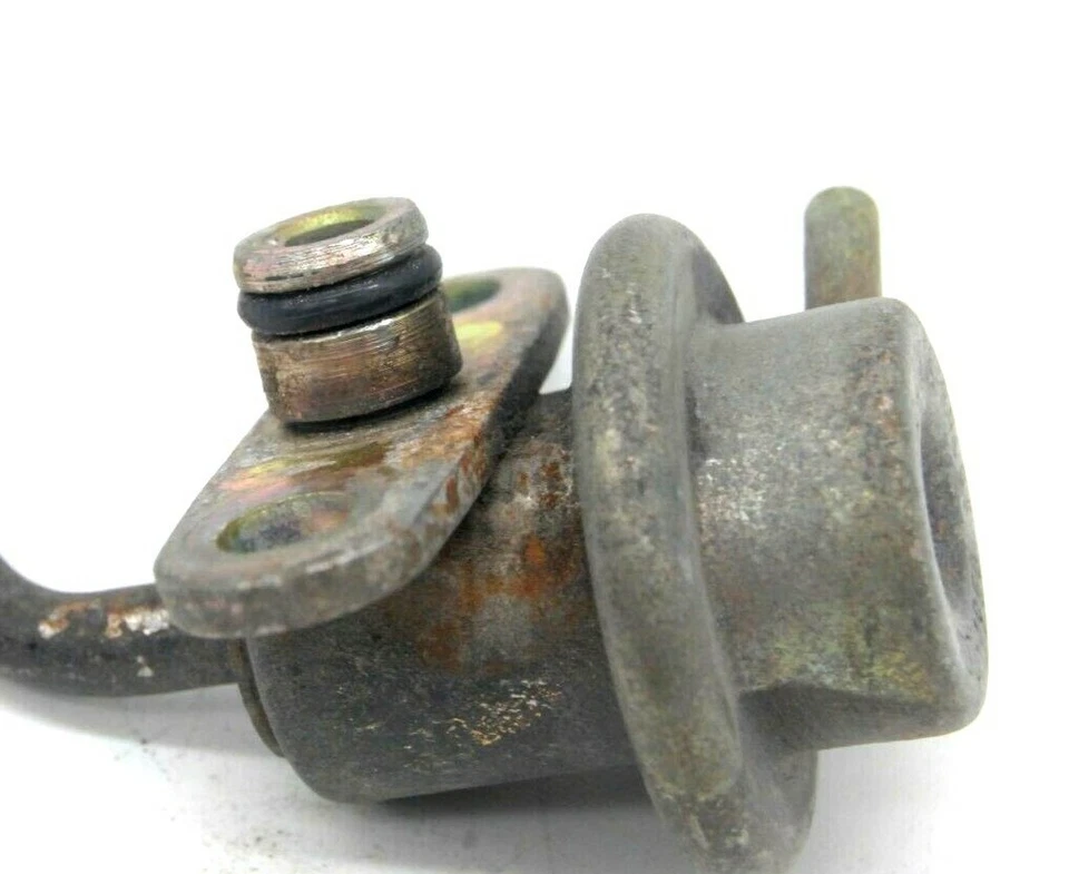 REGULADOR DE PRESIÓN DE COMBUSTIBLE SUZUKI GRAND VITARA 2.0 16V J20A FPR DENSO 15160-57800 Foto 3 de 4