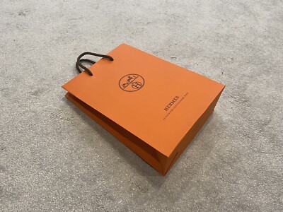 100 % echte Hermes Geschenktüte. Größe S+. Classic Orange Edition. 29*21*8,5CM