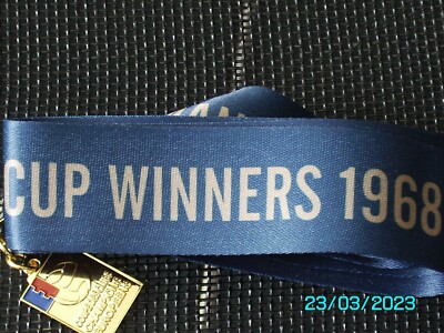 MANCHESTER UNITED 1968 EUROPEAN CUP WINNERS MEDAL - C/W RIBBON