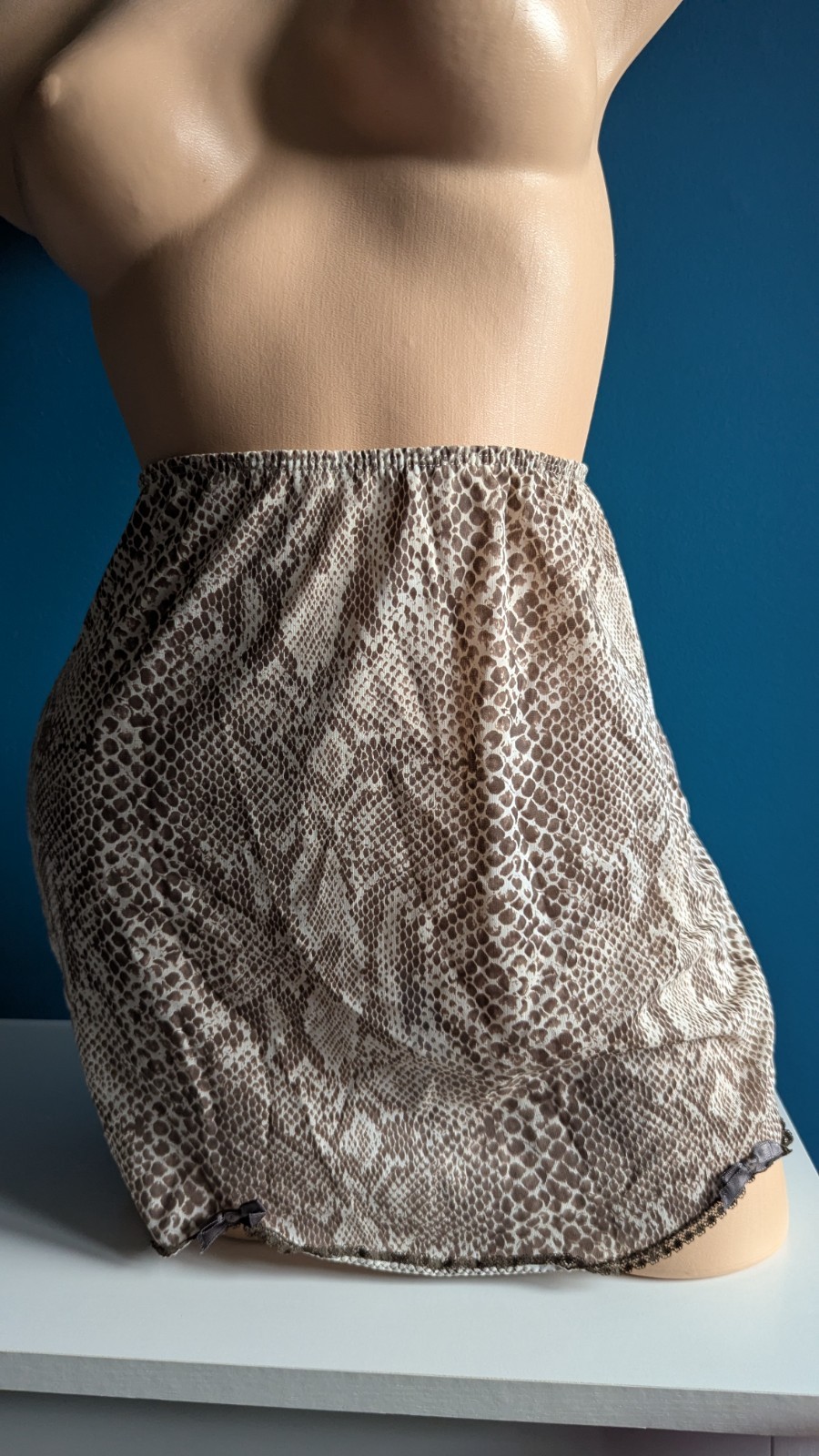 Vtg Carol Brent Nylon Half Slip Small Animal Print 1960s Bows Rare 