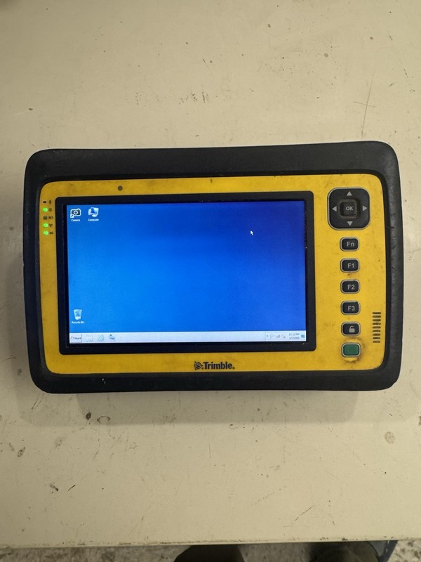 Trimble All-in-One Industrial Computer Windows Tablet Yellow Black