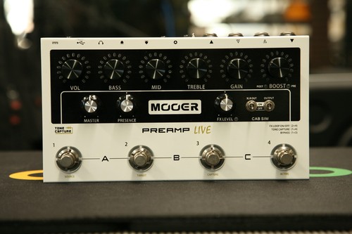 Mooer Preamp LIVE Effect Processor
