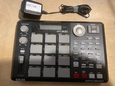 Akai MPC500 Portable Sampler & Sequencer, Battery Powered, 12 Pads, Black