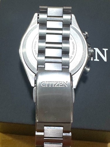 Citizen Attesa CC4015-51E Eco-Drive Satellite Chronographe Solaire Montre Hommes - Photo 4 sur 8