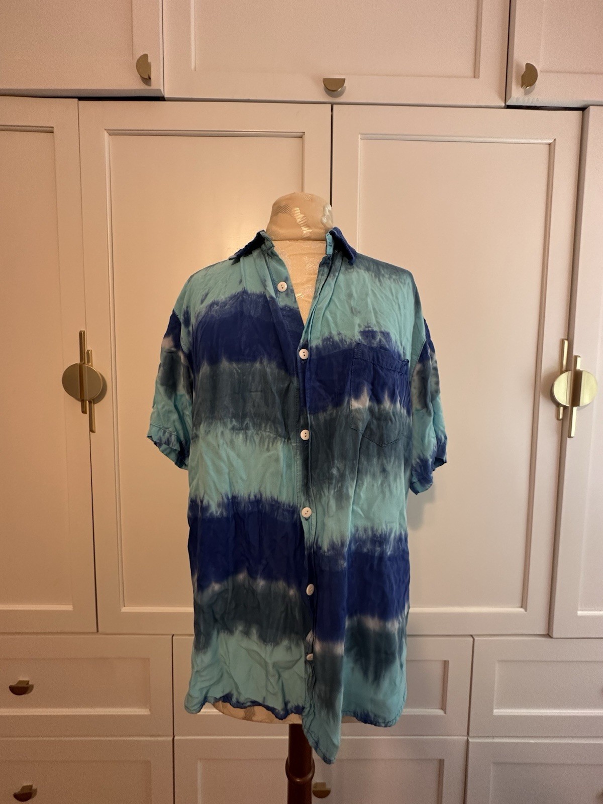 Men's Blue Tie Dye Button Down Short Sleeve Size XL