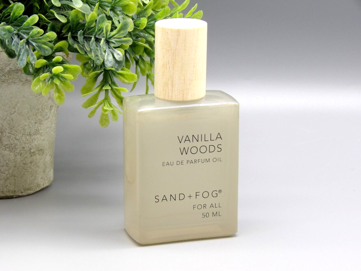 vanilla tobacco sand and fog + Scented Candle, Double Wick, 12 Oz (Grey) This is one of our Bestsellers Sand + Fog Vanilla Sugar