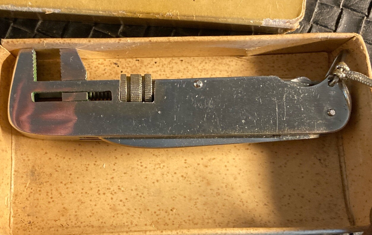 Vintage Zoo-line ‘For Men ~ A Monkey Wrench With A Monkey’ Orig Box - Excellent!