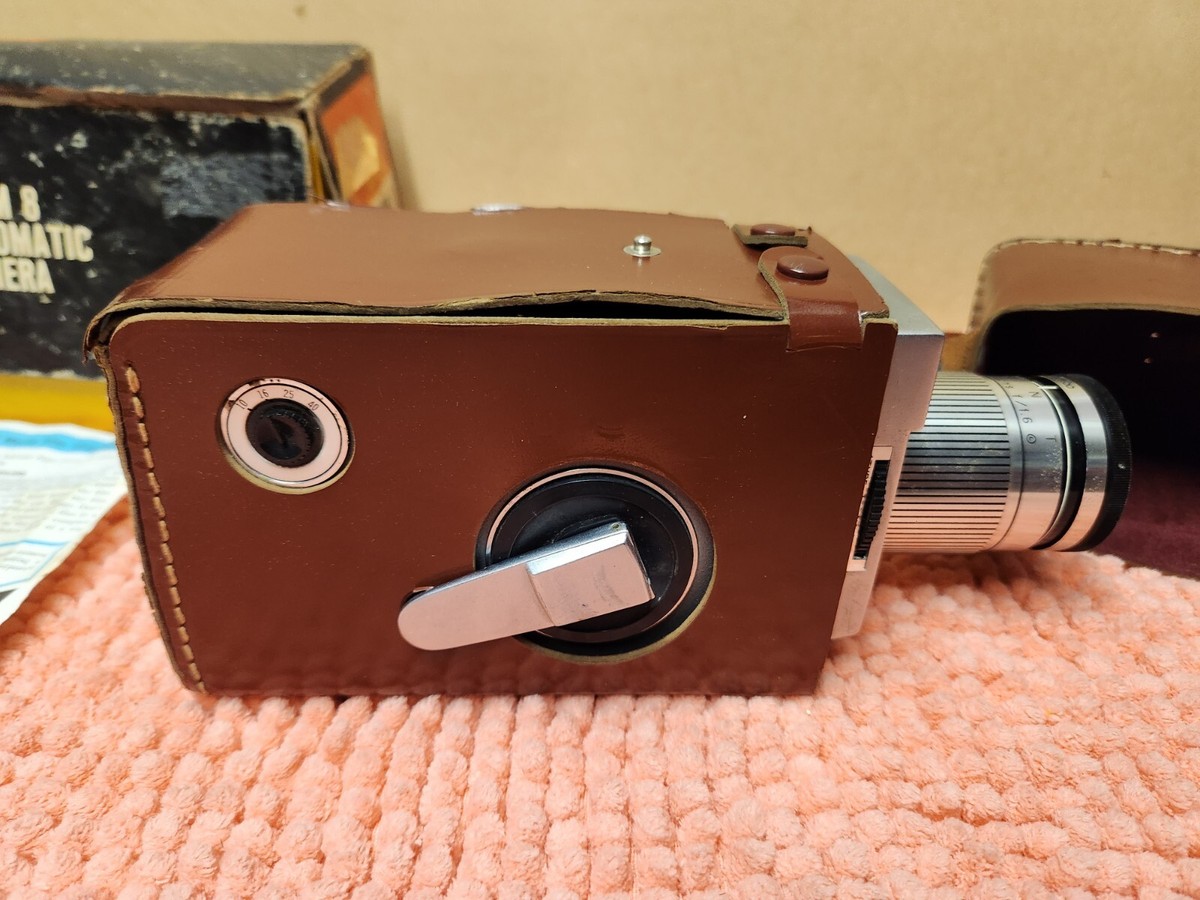 VTG Kodak Zoom 8 Automatic Camera Movie 8MM w/Box & Leather Case
