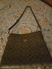 purses and handbags