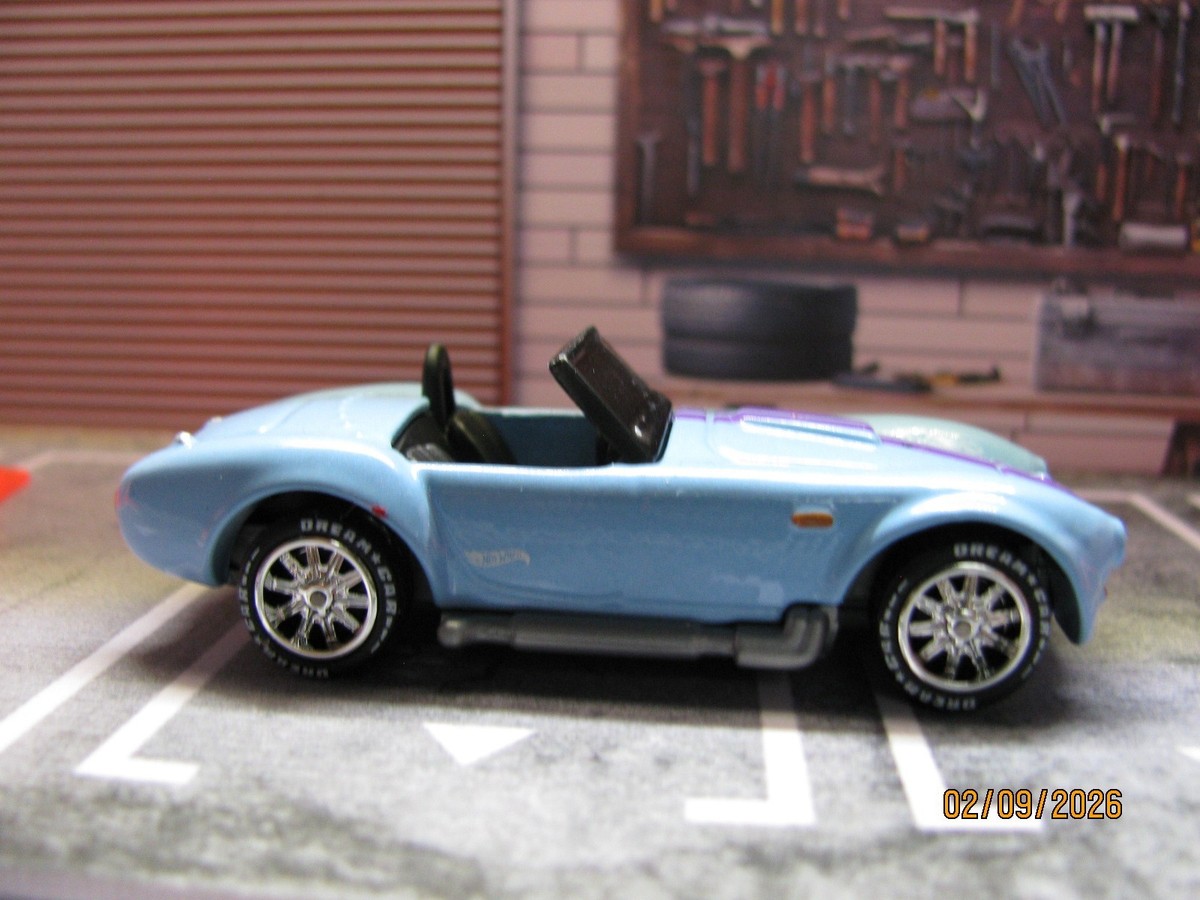 2026 Hot Wheels Shelby Cobra 427 S/C Light Blue w/Real Riders