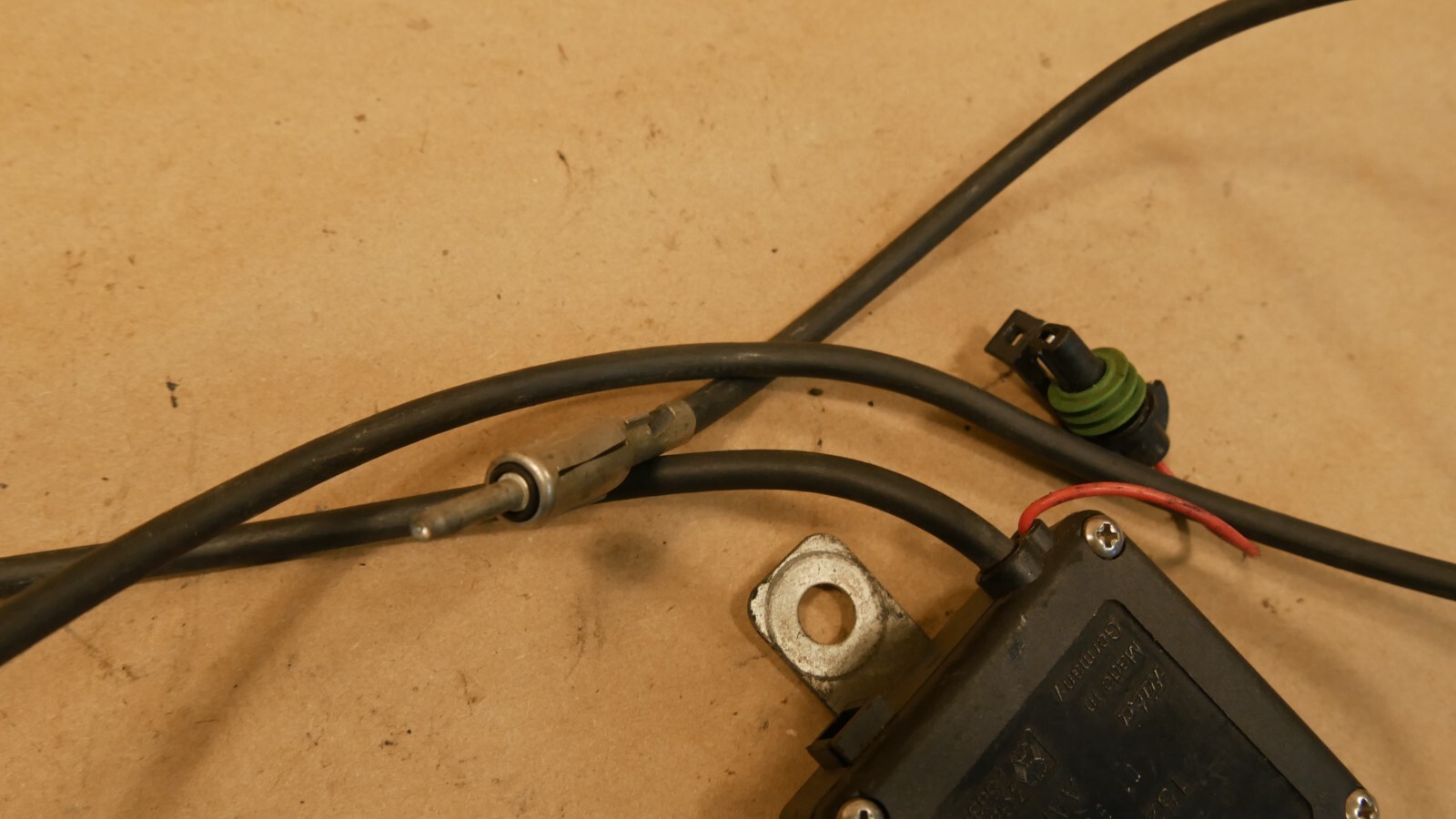 Ferrari F355 355 Berlinetta Antenna Pre Amplifier OEM PN 152497