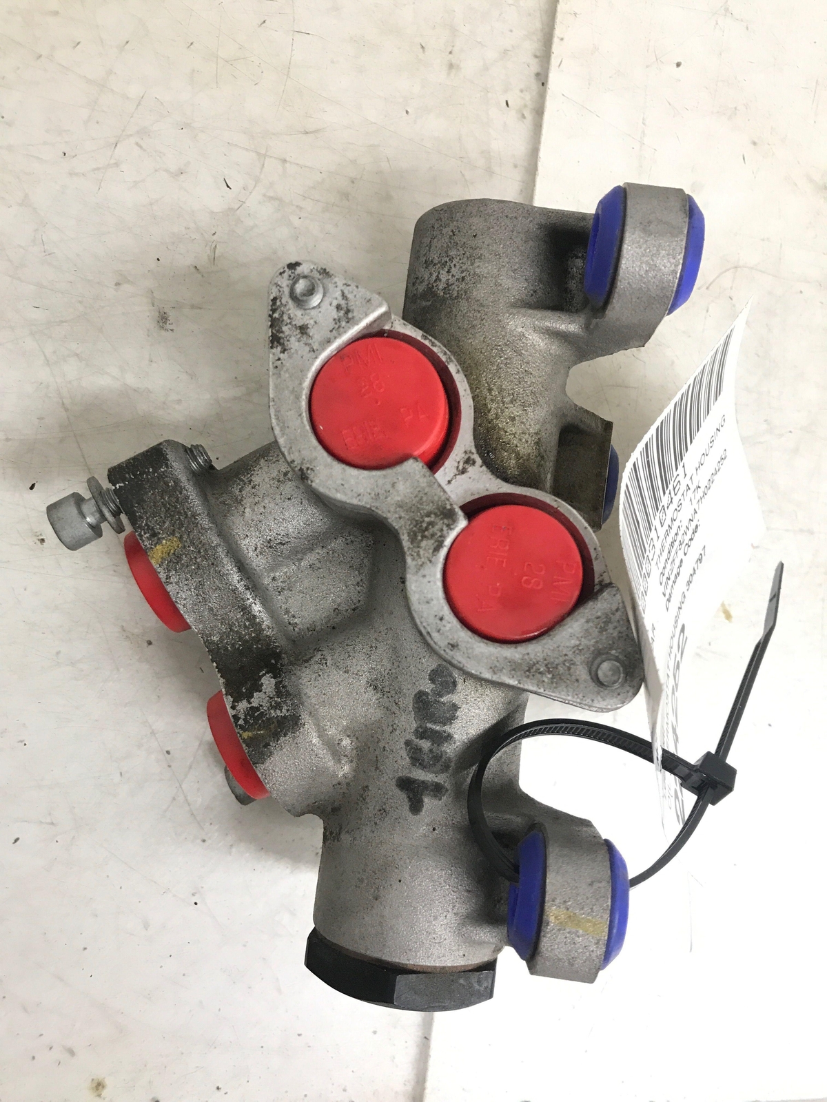 2017-2020 FERRARI GTC4LUSSO OIL THERMOSTAT HOUSING 304797 OEM