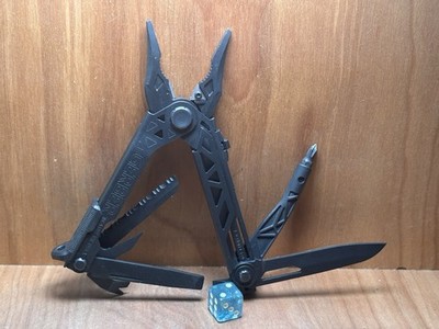 GERBER Center Drive All Black Multi-Tool 420HC Plain Blade USA EXCELLENT!