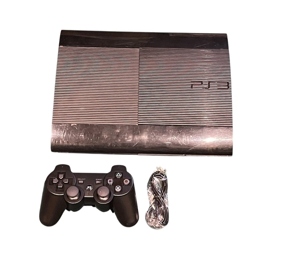 Sony PlayStation 3 Super Slim, photo 1 of 5