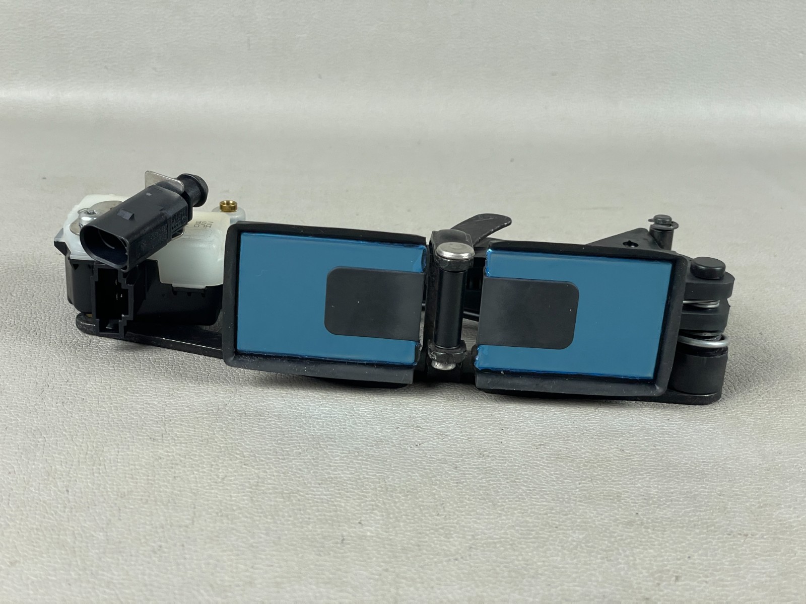 NEW! 2003-2010 Bentley Continental GT Striker Trunk Power Latch OEM