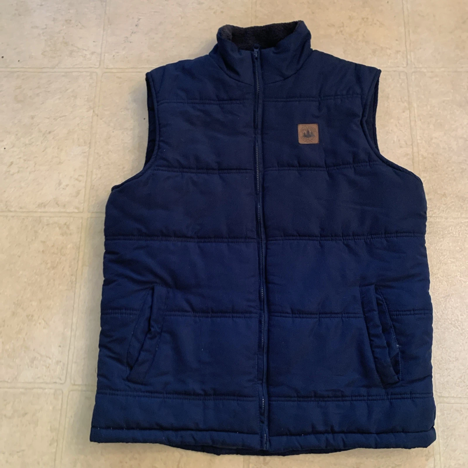 Field & Stream Navy Blue Full Zip Puffer Vest Mens M Outdoors, Hiking, Fishing