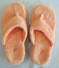 Acorn Slippers Women s 5-6 Light Orange, Soft Terry, Thongs