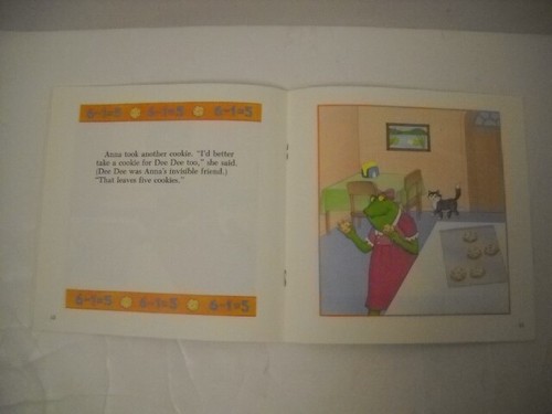 Vintage Mmmm... Cookies! Simple Subtraction Paperback & 10 Plastic Cookies Set - Picture 8 of 12