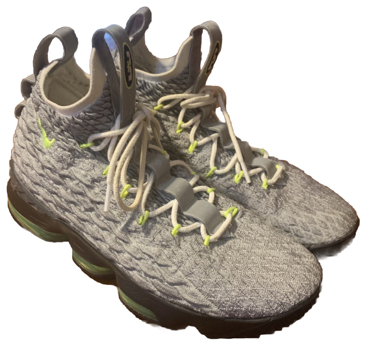 【美品】NIKE LeBron15 AirMax95 29.5cm人気モデル Nike LeBron 15 Air Max 95 ナイキレブロン 15 エア マックス 95 (Nike