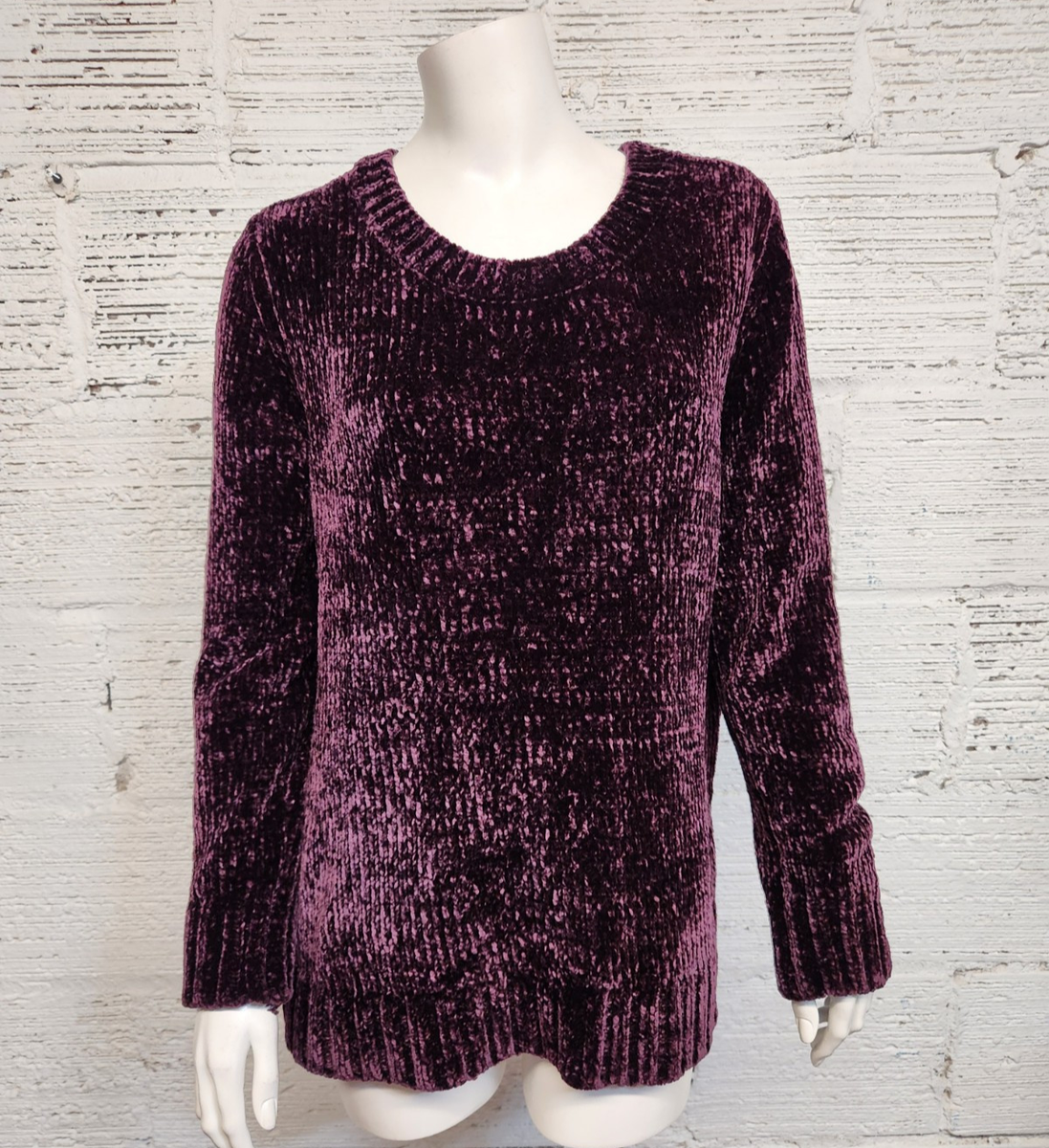 Orvis Women's Size M Purple/Plum Chenille Long Sleeve Soft Pullover Sweater