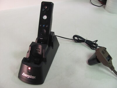 PL-7621 Energizer Nintendo Wii Controller Charging Station with  Controller