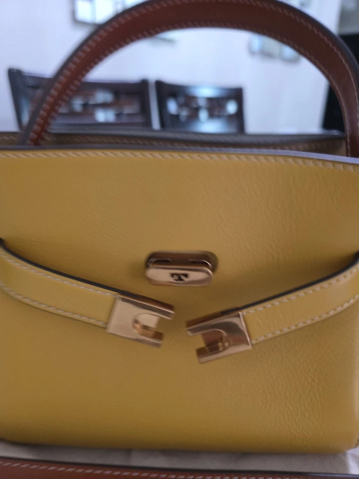 Bolso doble pequeño de cuero para mujer Tory Burch Lee Radziwill Foto 2 de 4