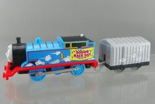 Mattel Gullane 2013 Trackmaster Thomas Motorized Sodor Race Day Engine  Box Car